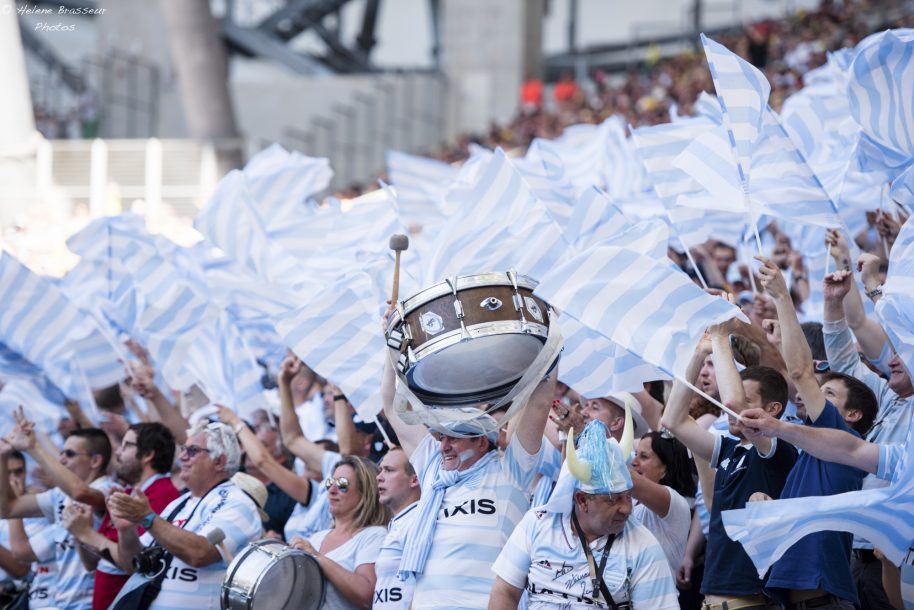 Belle fête dans les tribunes du stade Vélodrome de Marseille