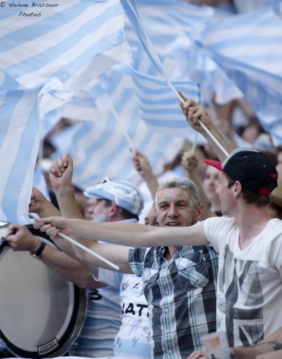 Belle fête dans les tribunes du stade Vélodrome de Marseille