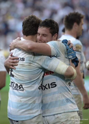 Belle fête dans les tribunes du stade Vélodrome de Marseille