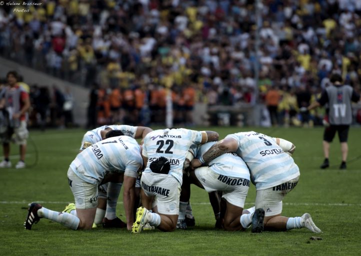 Belle fête dans les tribunes du stade Vélodrome de Marseille