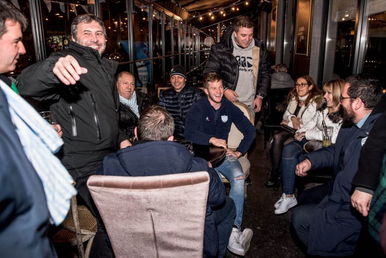 Soirée conviviale hier soir à l'Iguana avec Louis Dupichot et les supporters Ciel et Blanc