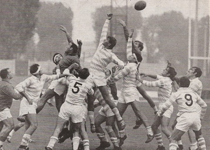 Match en 1969 avec François Zlicaric en touche