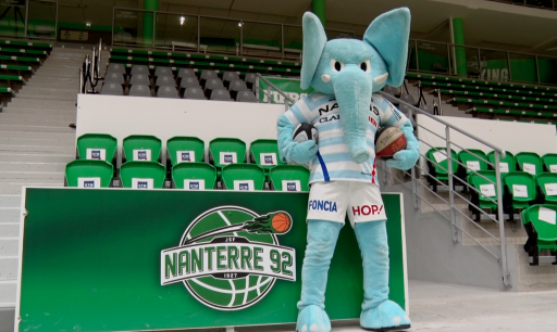 Mahout teste le Basket avec Nanterre 92 et le département des Hauts-de-Seine