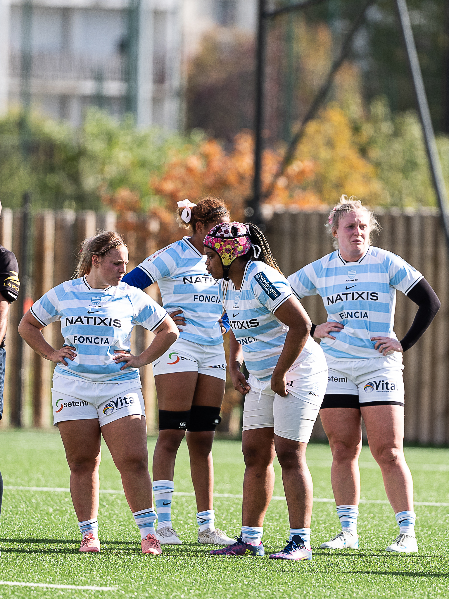 Equipe féminine du racing 92 sur le terrain