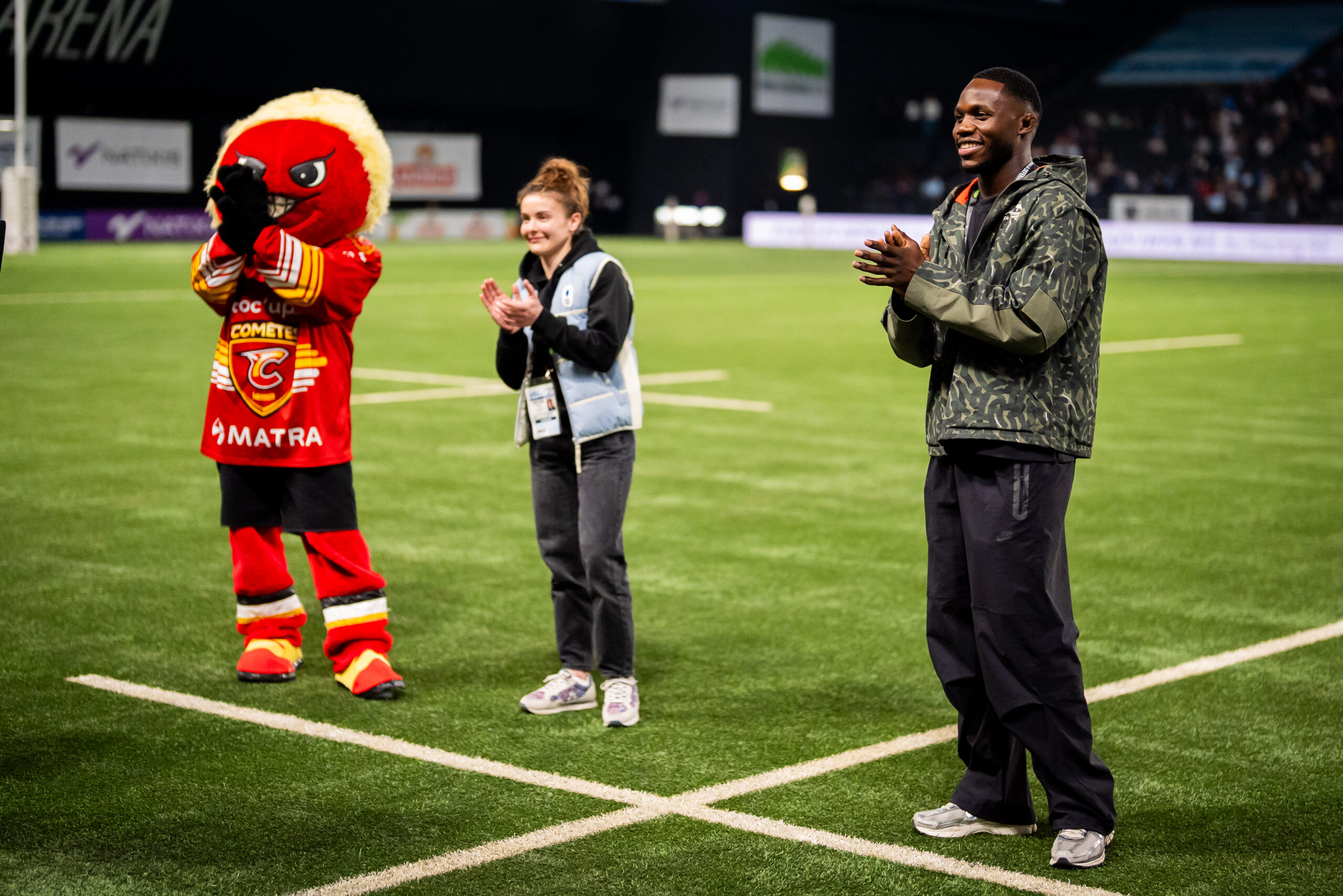Maxime-Gaël Ngayap Hambou et Margaux Mameri  match du racing 92 parrainé par les hauts de seine
